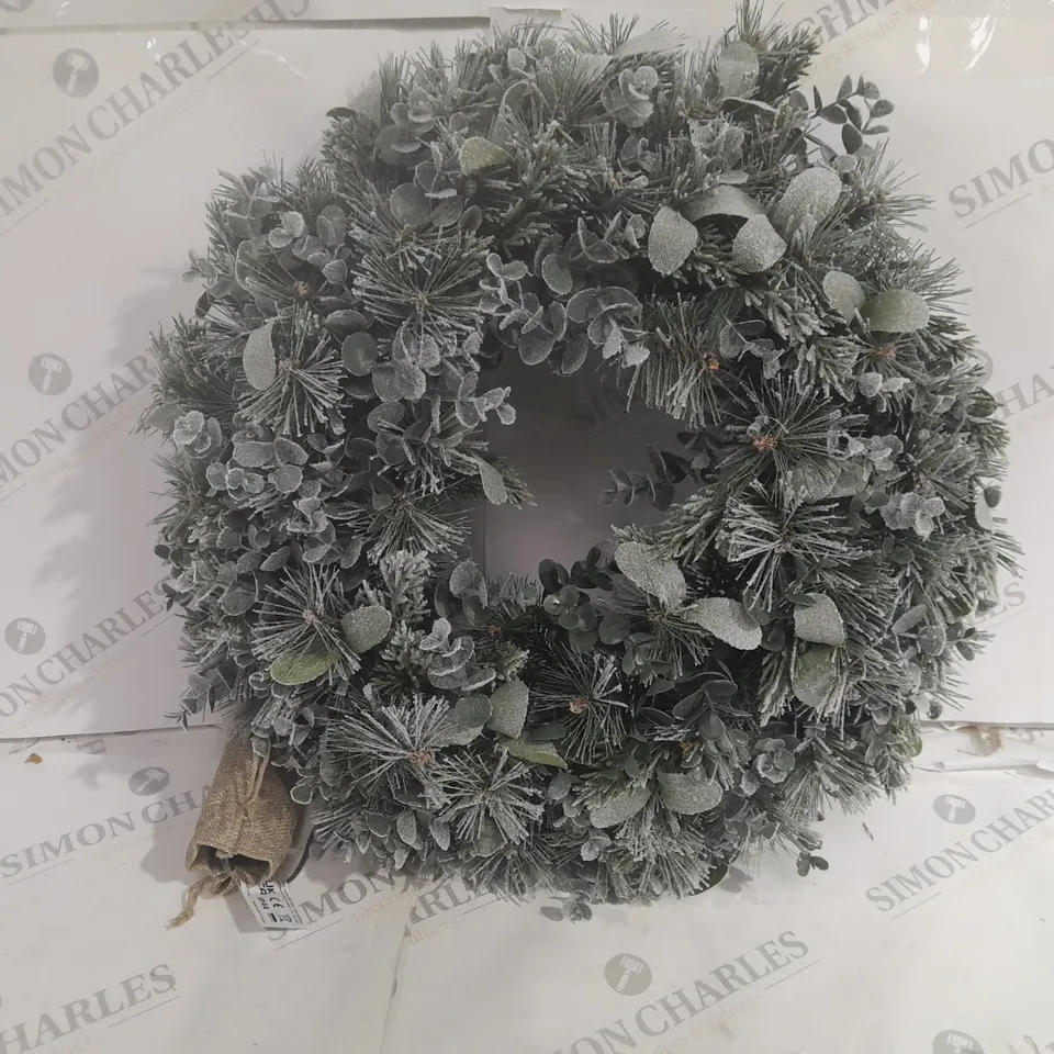 CHRISTMAS WREATH