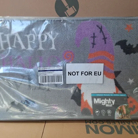 BOX OF APPROXIMATELY 12 BRAND NEW SEALED MIGHTY MAT HAPPY HALLOWEEN 