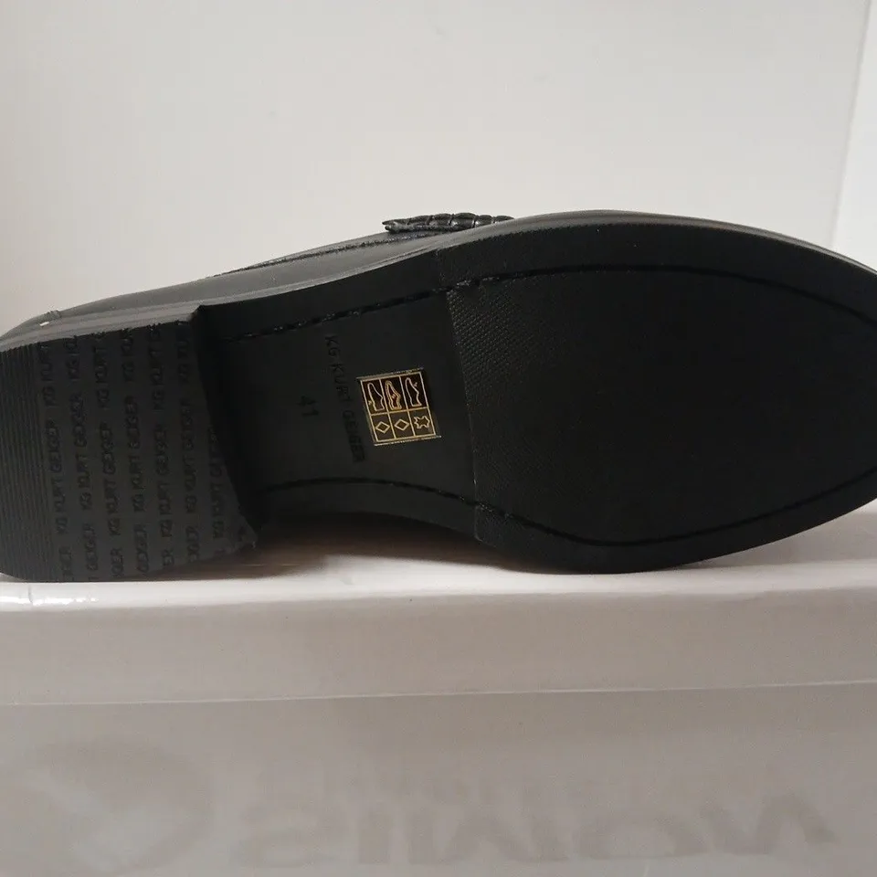 BOXED PAIR OF KURT GEIGER MEN'S BLACK LEATHER PENNY LOAFERS – UK 7 