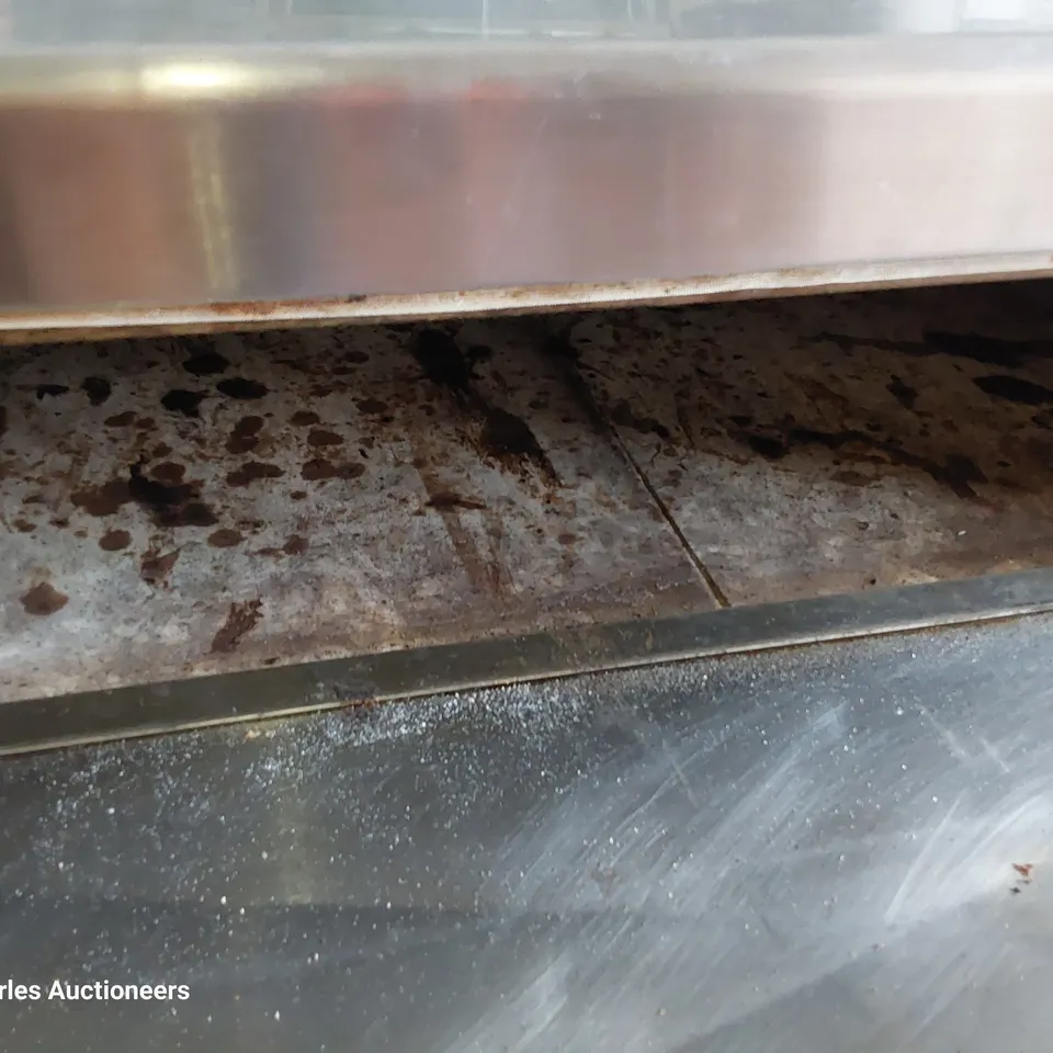 LINCAT PIZZA OVEN PO69X