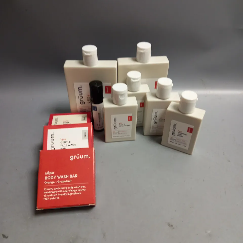 LOT OF 10 GRUUM SKIN CARE PRODUCTS INCLUDING HAND CREAM