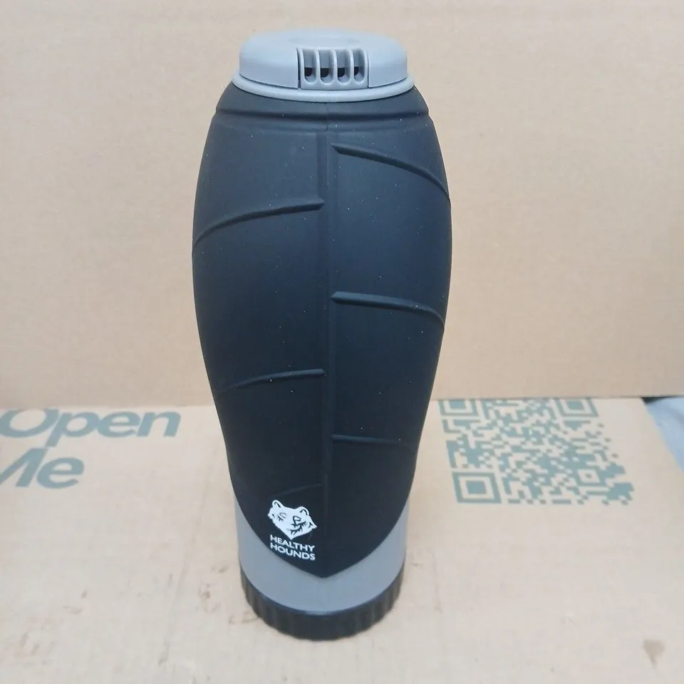 HEALTHY HOUNDS WATER BOTTLE FOR DOGS – 600ML TRAVEL BOTTLE WITH SILICONE SLEEVE