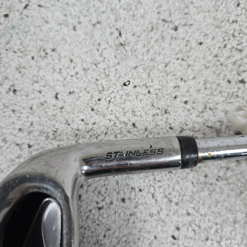 DUNLOP STAINLESS STEEL GOLF IRON (LIKELY 6 IRON) – USED