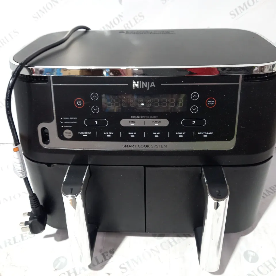 BOXED NINJA FOODI MAX 9.5L DUAL ZONE AIRFRYER AF451UK