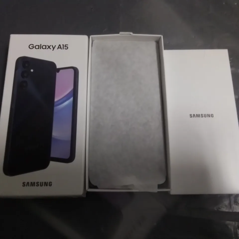 BOXED SAMSUNG GALAXY A15 4GB 128GB IN BLUE BLACK - SM-A155F/DSN