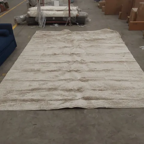 QUALITY DESIGNER AREA RUG - APPROXIMATELY 390 x 300cm