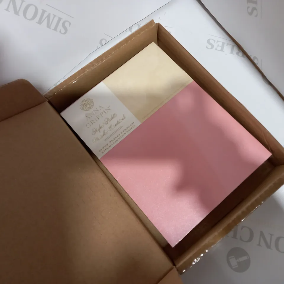 LOT OF APPROX 3 PACKAGED/BOXED ANNA GRIFFIN METALLIC CARSTOCK SHEETS
