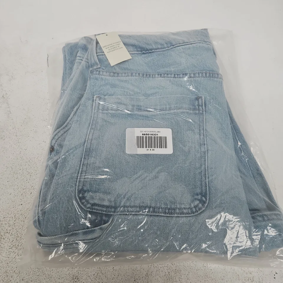 BAGGED HOLLISTER BAGGY PAINTER JEANS IN BLUE - 31X30