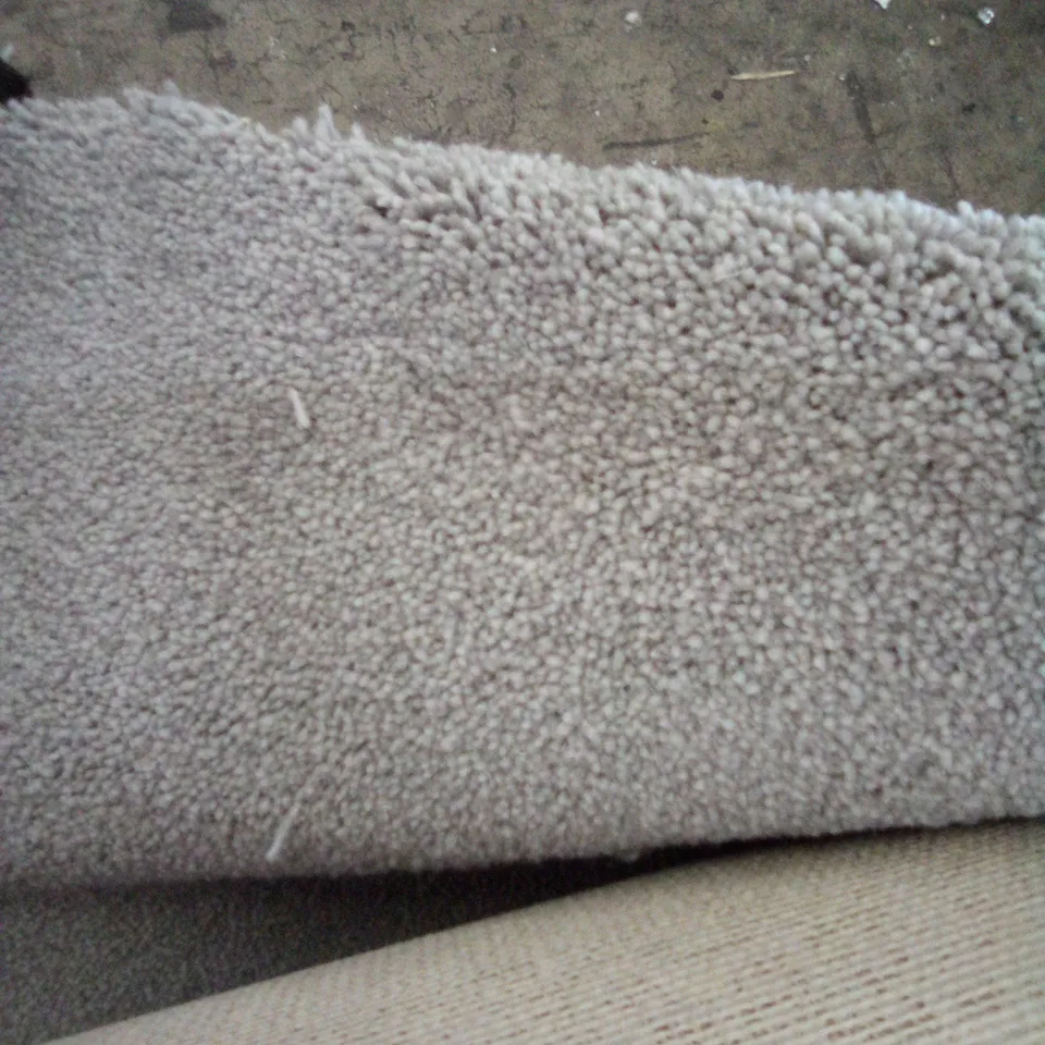 ROLL OF QUALITY BURFORD TWIST ELITE 50 CHAPMAN CARPET 5*5M