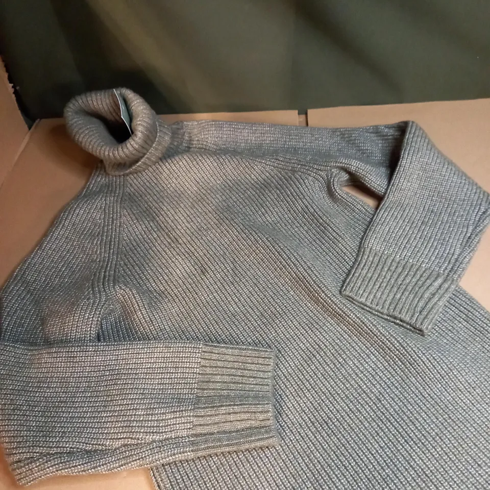 H&M GREEN MARL KNITTED DRESS - XS