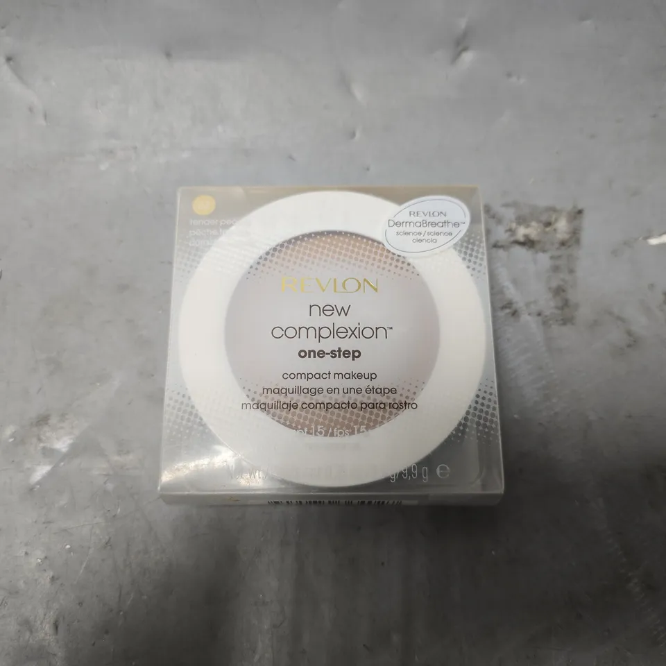 BOX OF APPROXIMATELY 25 REVLON NEW COMPLEXION ONE-STEP COMPACT MAKEUP - 02
