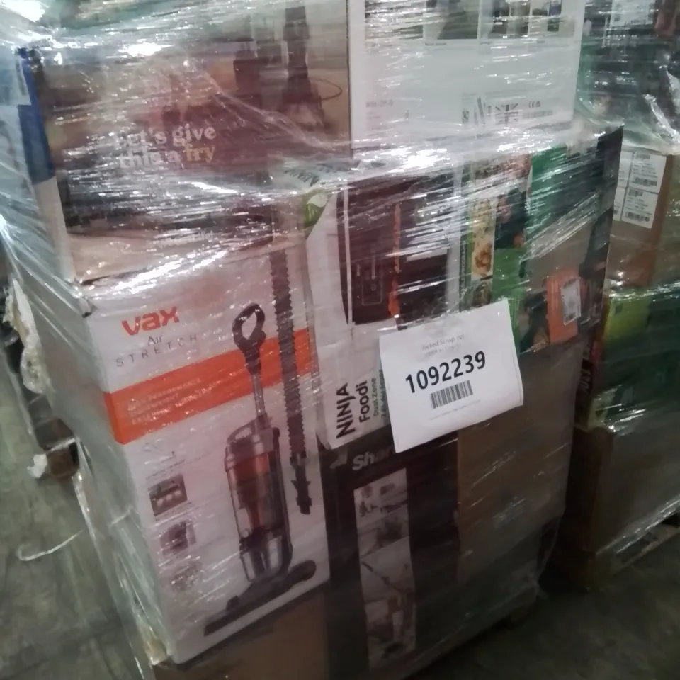PALLET OF APPROXIMATELY 25 UNPROCESSED RAW RETURN HOUSEHOLD AND ELECTRICAL GOODS TO INCLUDE;