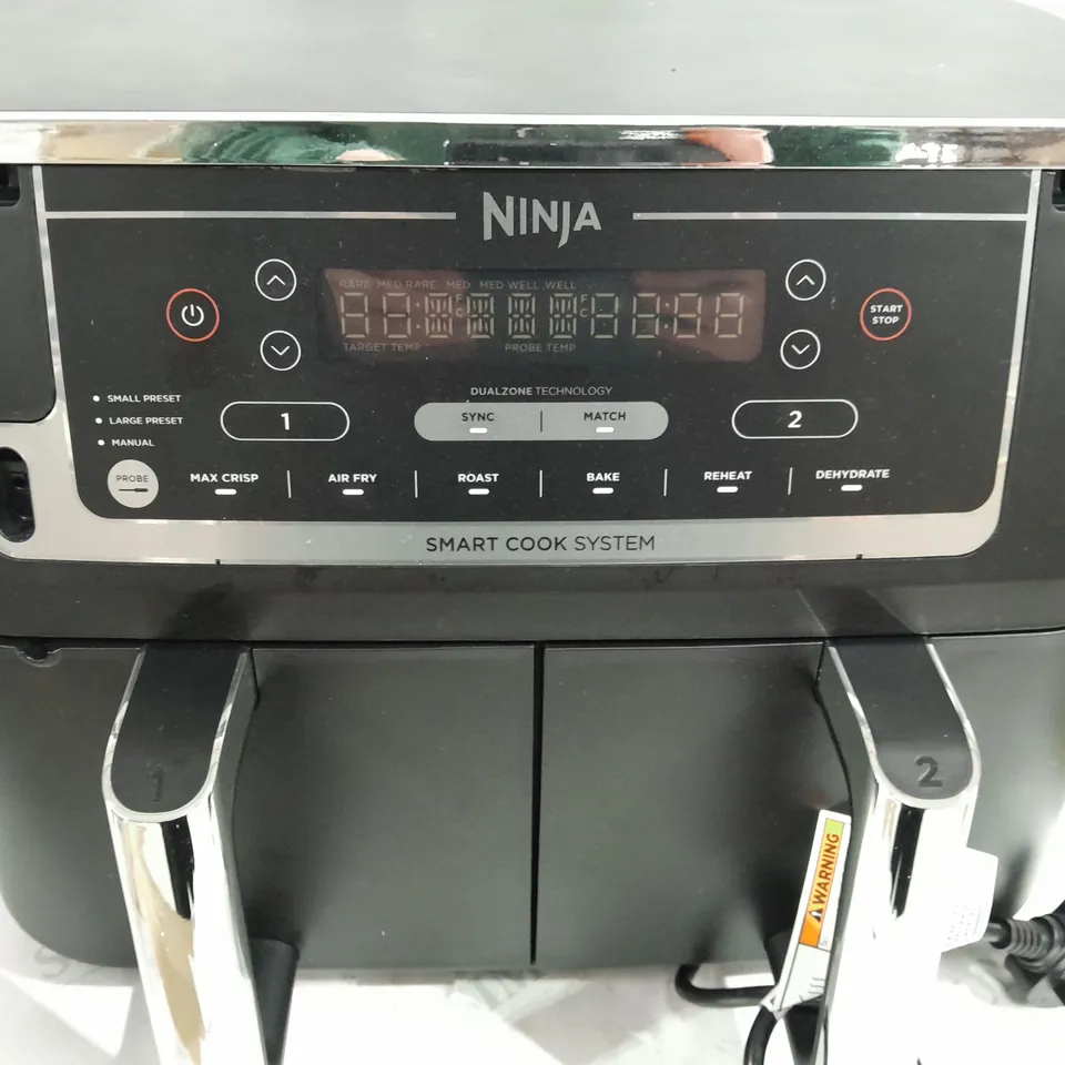 BOXED NINJA FOODI MAX 9.5L DUAL ZONE AIRFRYER AF451UK