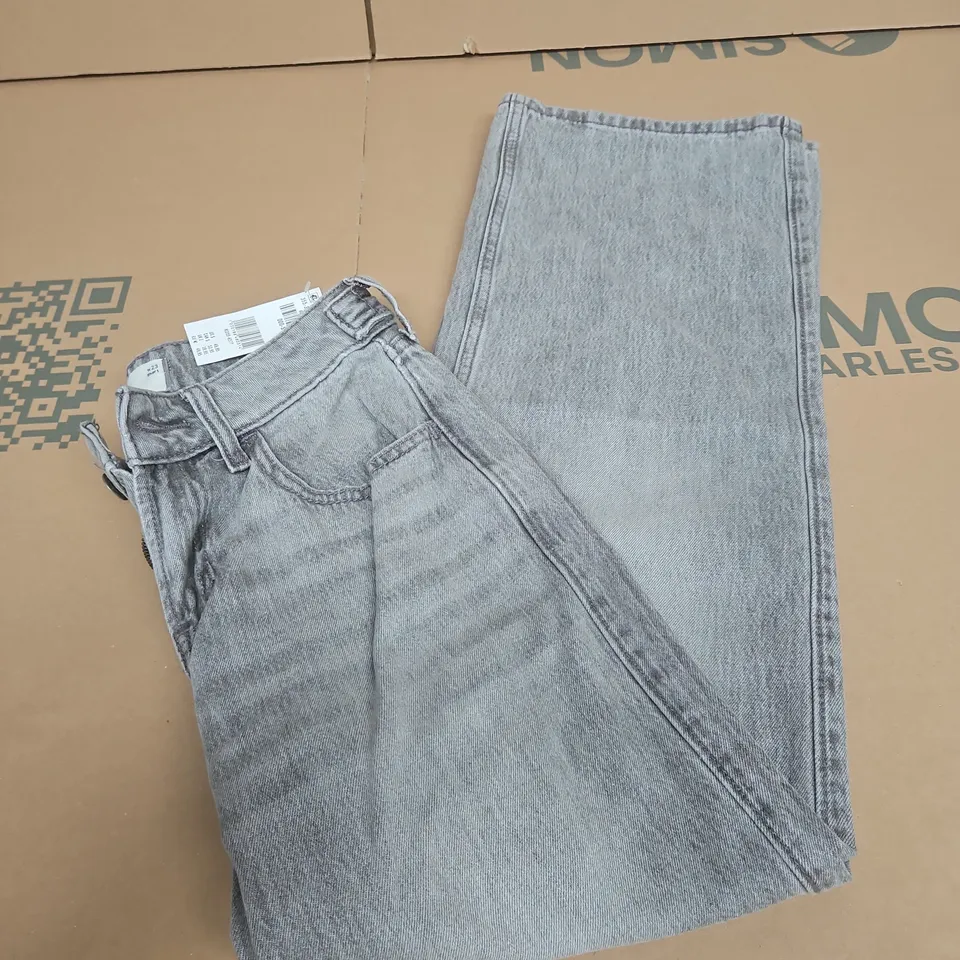 HOLLISTER LIGHT GREY WIDE LEG JEANS SIZE S