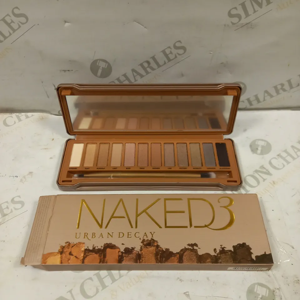 URBAN DECAY NAKED 3 EYESHADOW PALLET 
