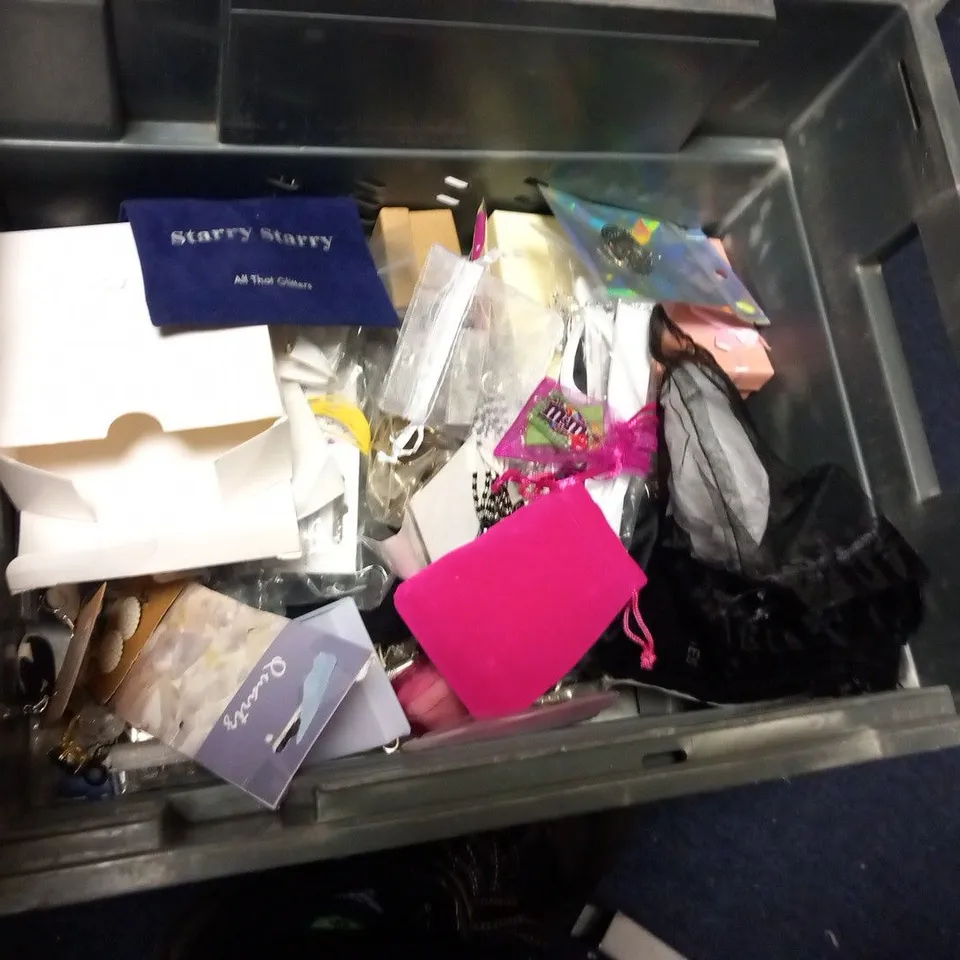 LARGE QUANTITY OF ASSORTED JEWELLERY TO INCLUDE; ZARA, STARRY SKY, ERNEST JONES AND GARMIN