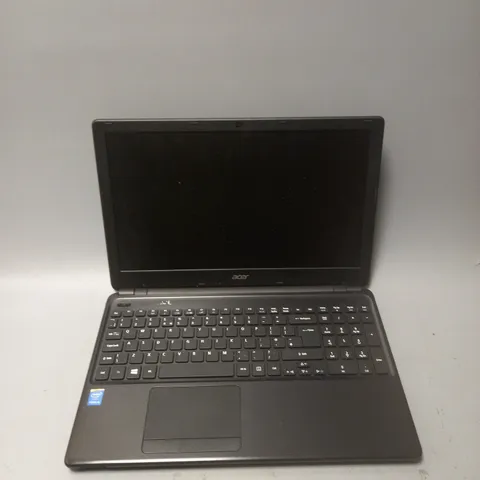 ACER TRAVELMATE P255 SERIES LAPTOP 