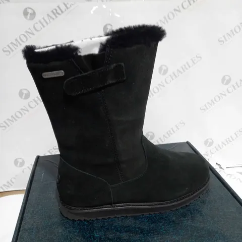 BOXED EMU AUSTRAILIA ELECTRA BOOTS, BLACK - SIZE 5