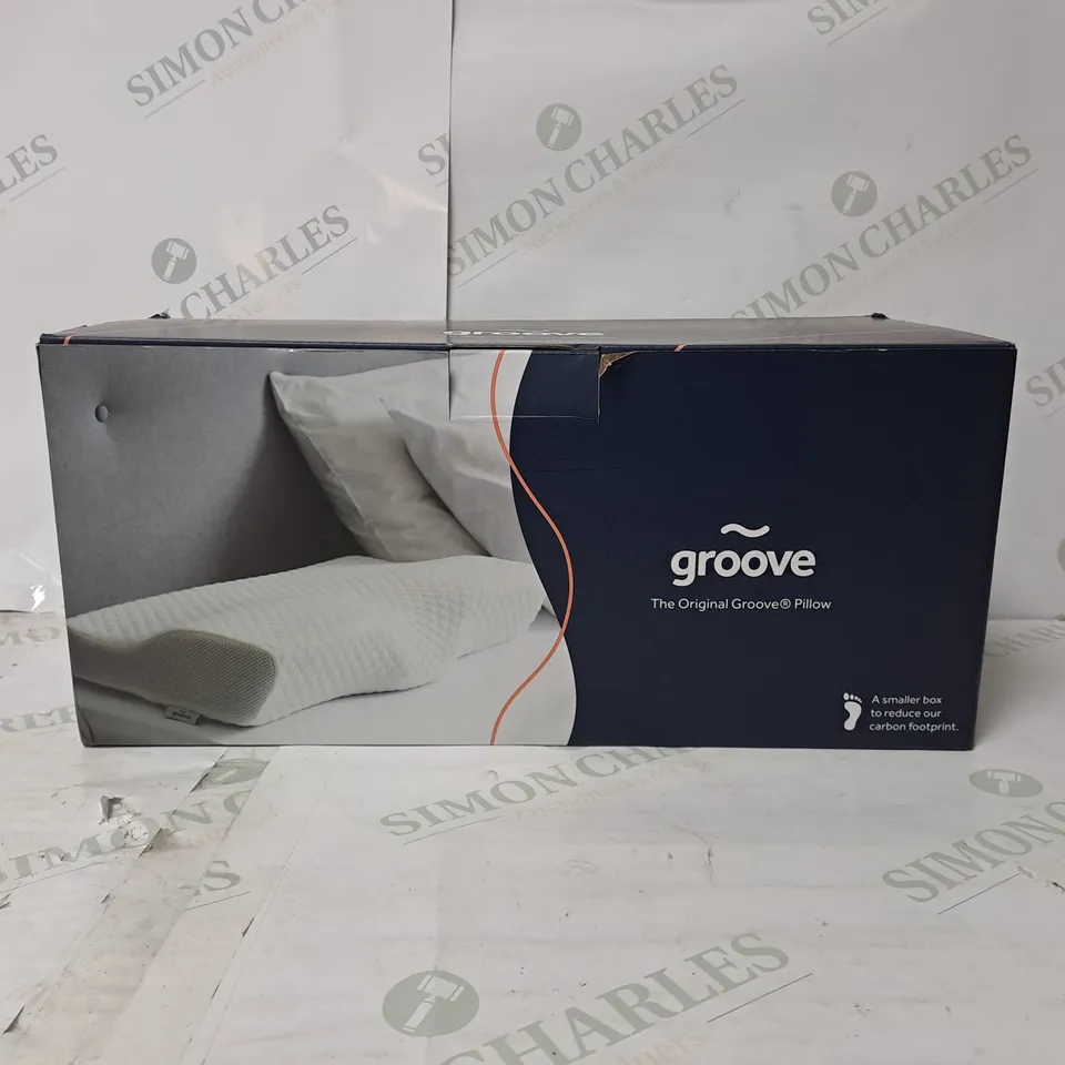 BOXED THE ORIGINAL GROOVE PILLOW 