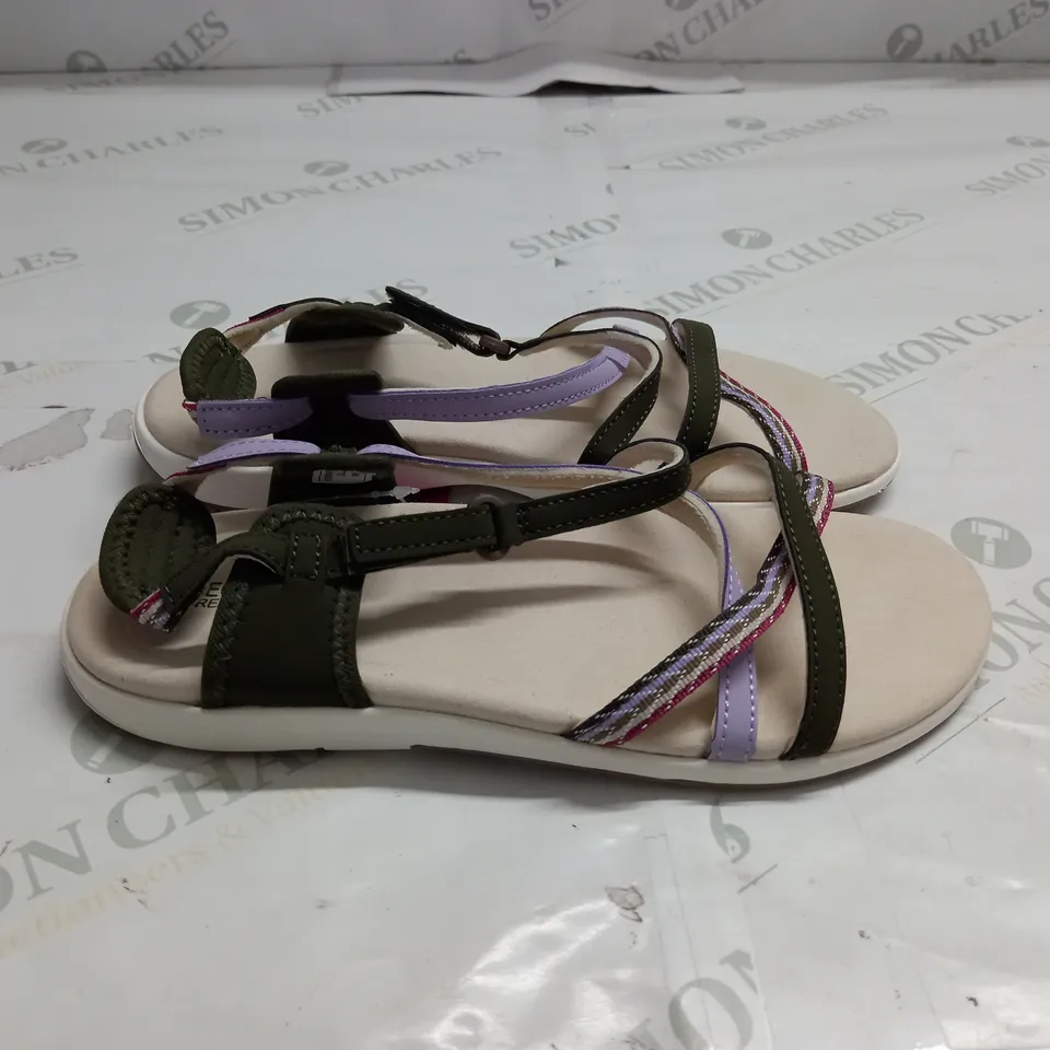 REGATTA LADY ROMA SANDALS SIZE 6