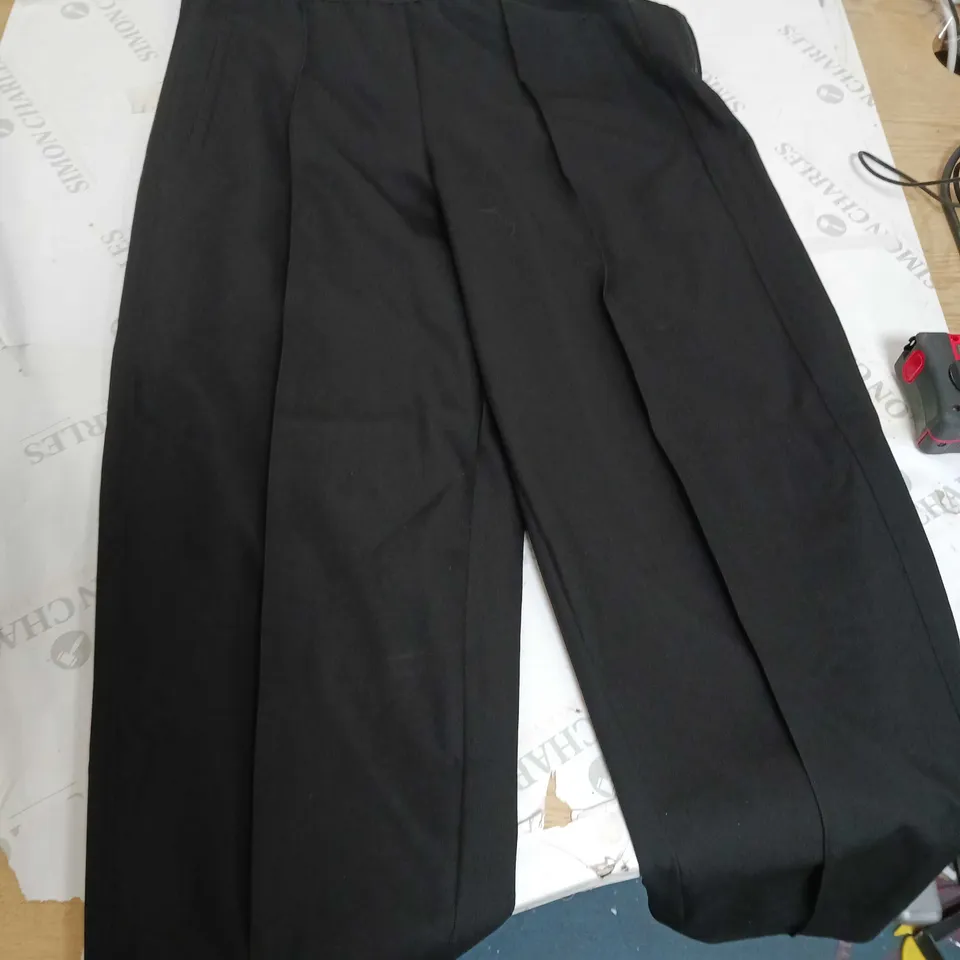PAIR EM&FM BLACK LADIES TROUSERS ELASTICATED WAIST SIZE UK14