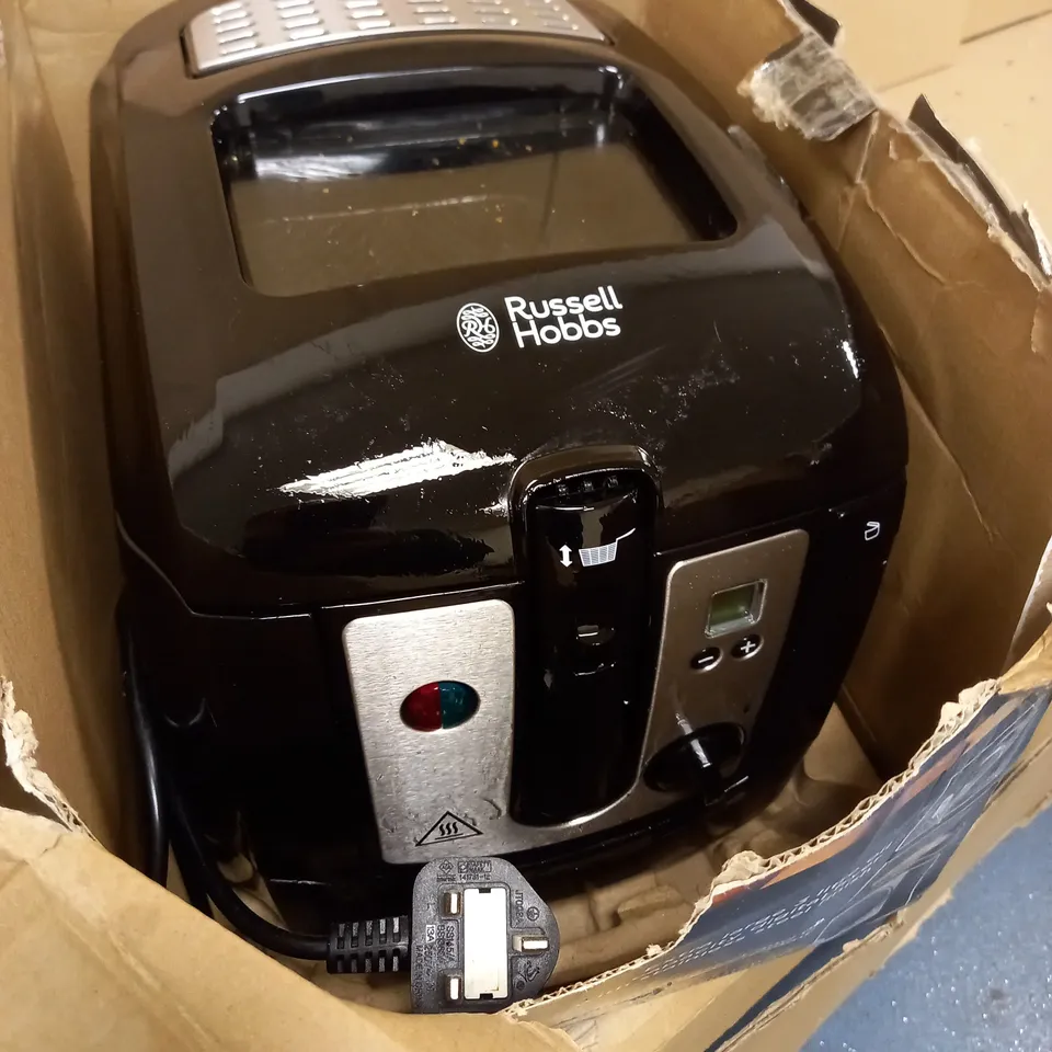 RUSSELL HOBBS DIGITAL DEEP FRYER