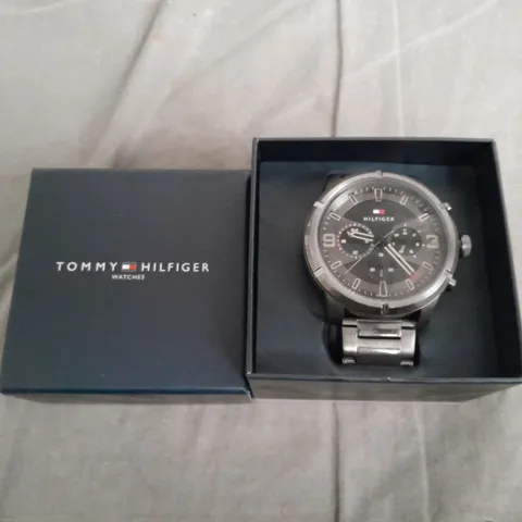 TOMMY HILFIGER GUNMETAL GREY MENS WATCH 