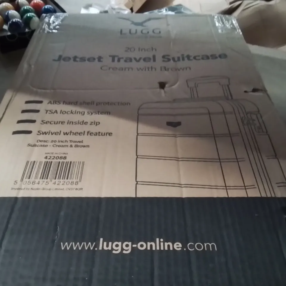 BOXED LUGG 20INCH JETSET TRAVEL SUITCASE CREAM WITH BROWN