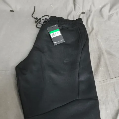 NIKE LOGO TRACKSUIT BOTTOMS - XL