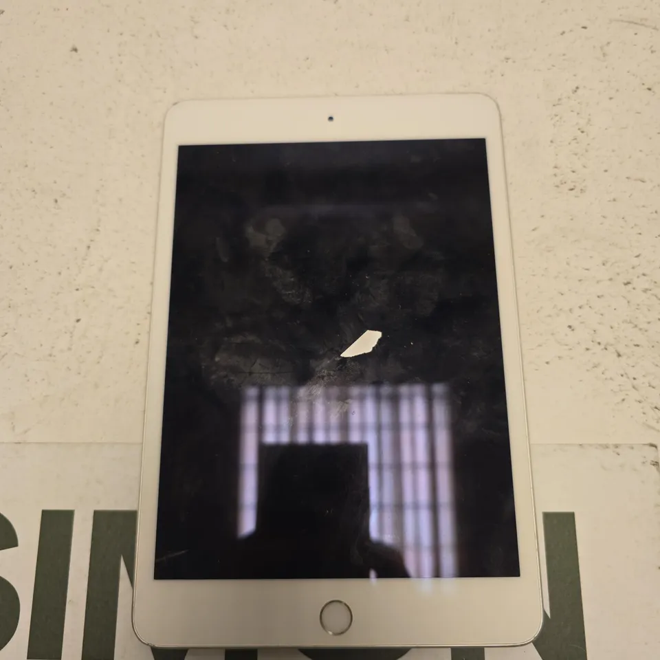 APPLE IPAD (A2133) SILVER