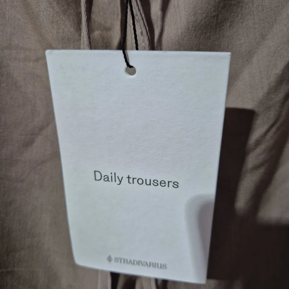 STRADIVARIUS DAILY TROUSERS – BEIGE, SIZE XL (EU) – WOMEN'S CASUAL TROUSERS