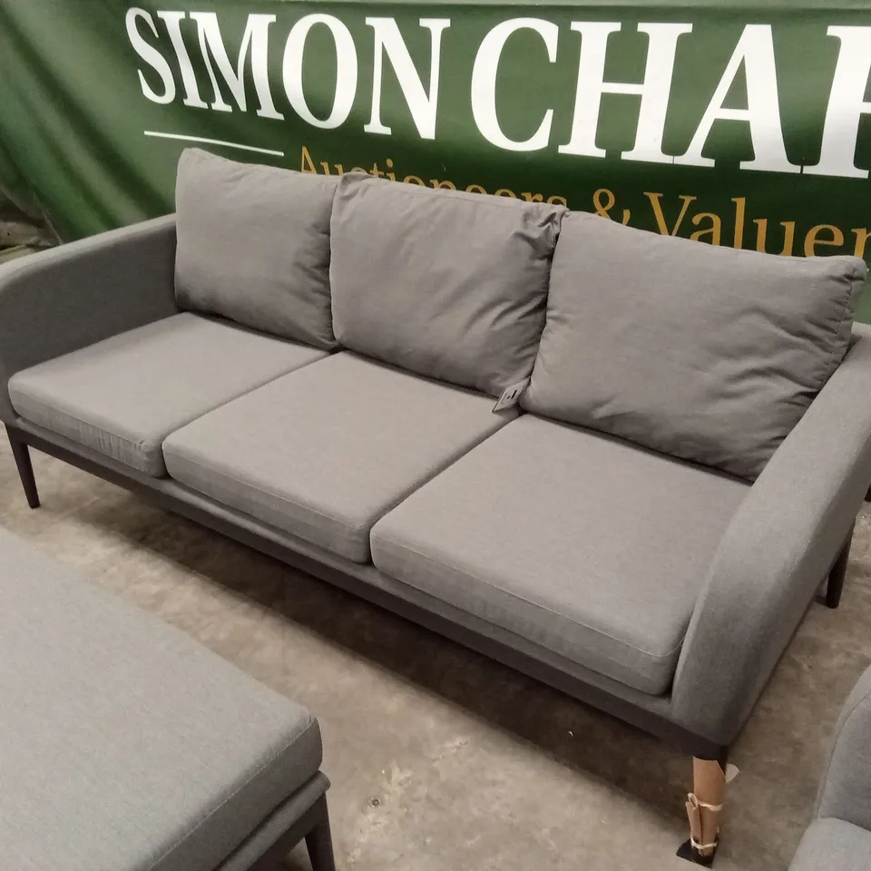 HU365 SORRENTO GREY ALL WEATHER SOFA LOUNGE SET // TABLE IS BOXED RRP £2699