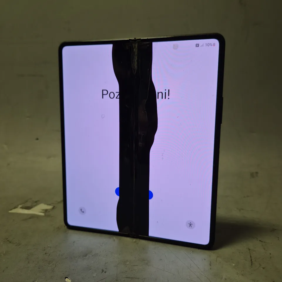 SAMSUNG GALAXY Z FOLD3