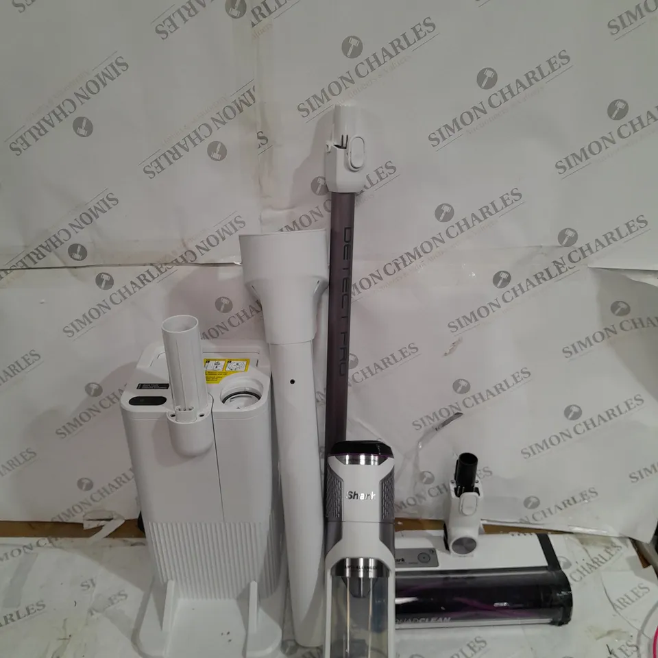 BOXED SHARK DETECT PRO 1.3L AUTO EMPTY VACUUM CLEANER IW3510UK