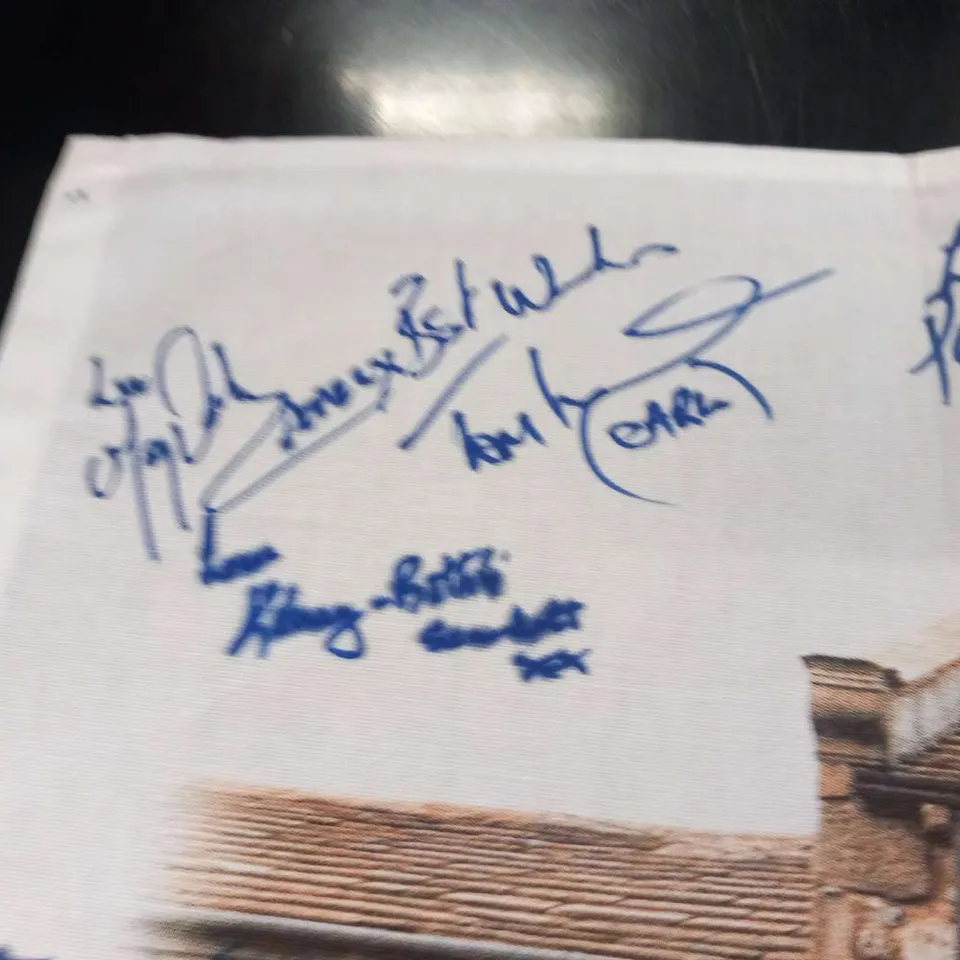 EMMERDALE'THE WOOLPACK' TEA TOWEL SIGNED BY THE CAST
