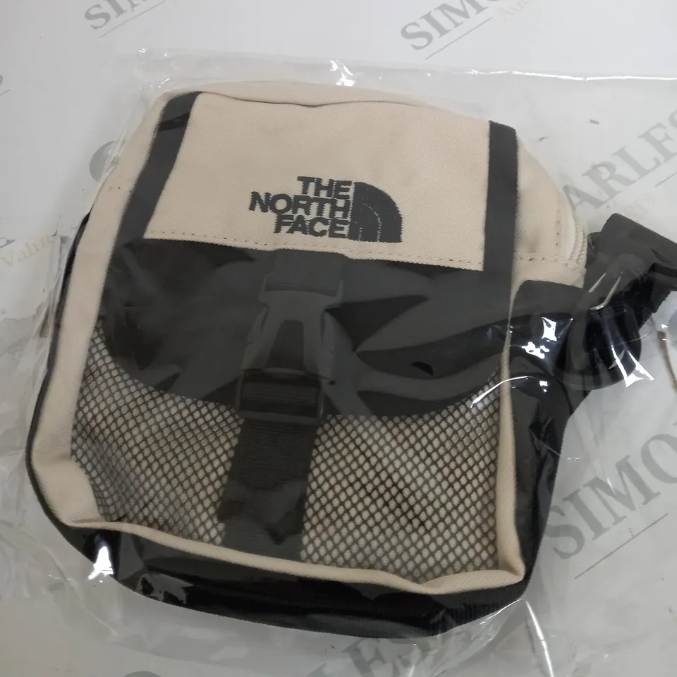 THE NORTH FACE CREAM CROSSBODY BAG 