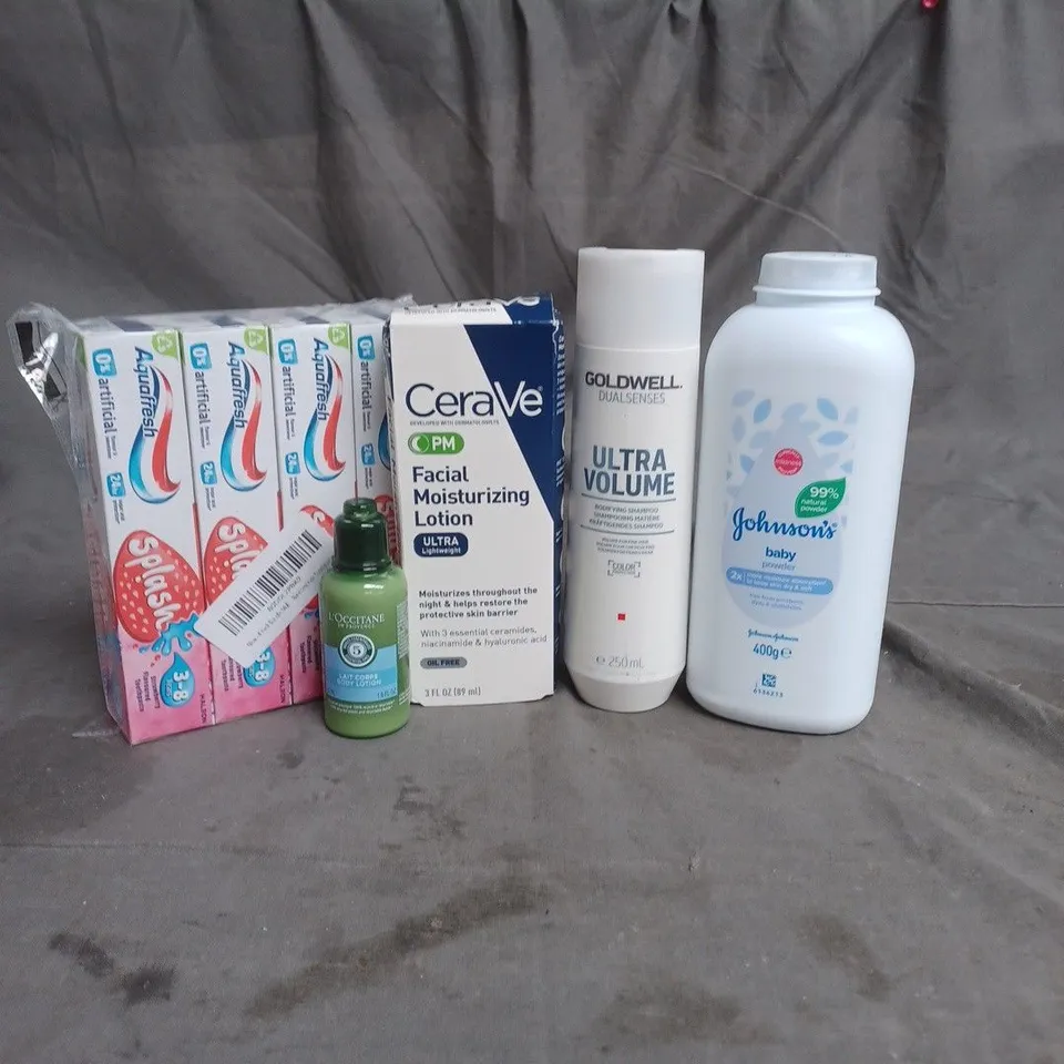 APPROXIMATEY 20 HEALTH AND BEAUTY PRODUCTS TO INCLUDE AQUAFRESH KIDS TOOTHPASTE, JOHNSON'S BABY POWDER AND CERAVE MOISTURISING LOTION