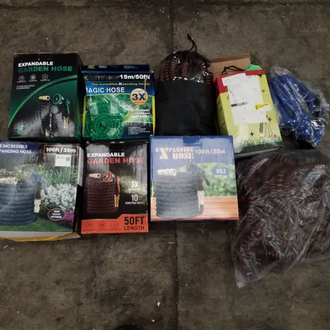 PALLET OF ASSORTED GARDEN HOSES