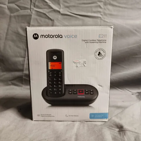 MOTOROLA E211 DIGITAL CORDLESS TELEPHONE WITH ANSWERING MACHINE – BOXED