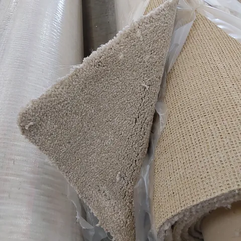 ROLL OF QUALITY CARPET // SIZE: APPROXIMATELY 4 X 3.7m