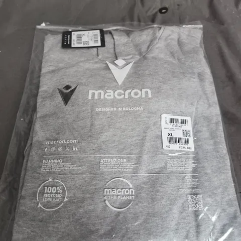 BAGGED MACRON BANJO HERO HOODY IN GREY - SIZE XL
