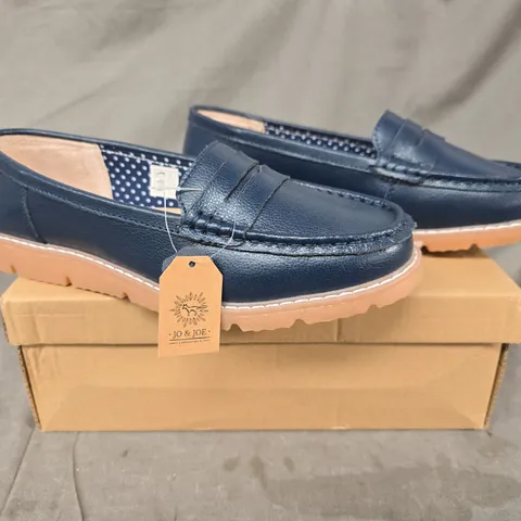 BOXED PAIR OF JO & JOE LOAFERS IN NAVY SIZE 8