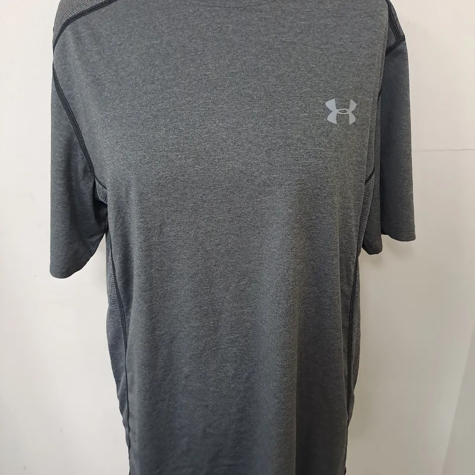 UNDER ARMOUR GREY T-SHIRT - MD