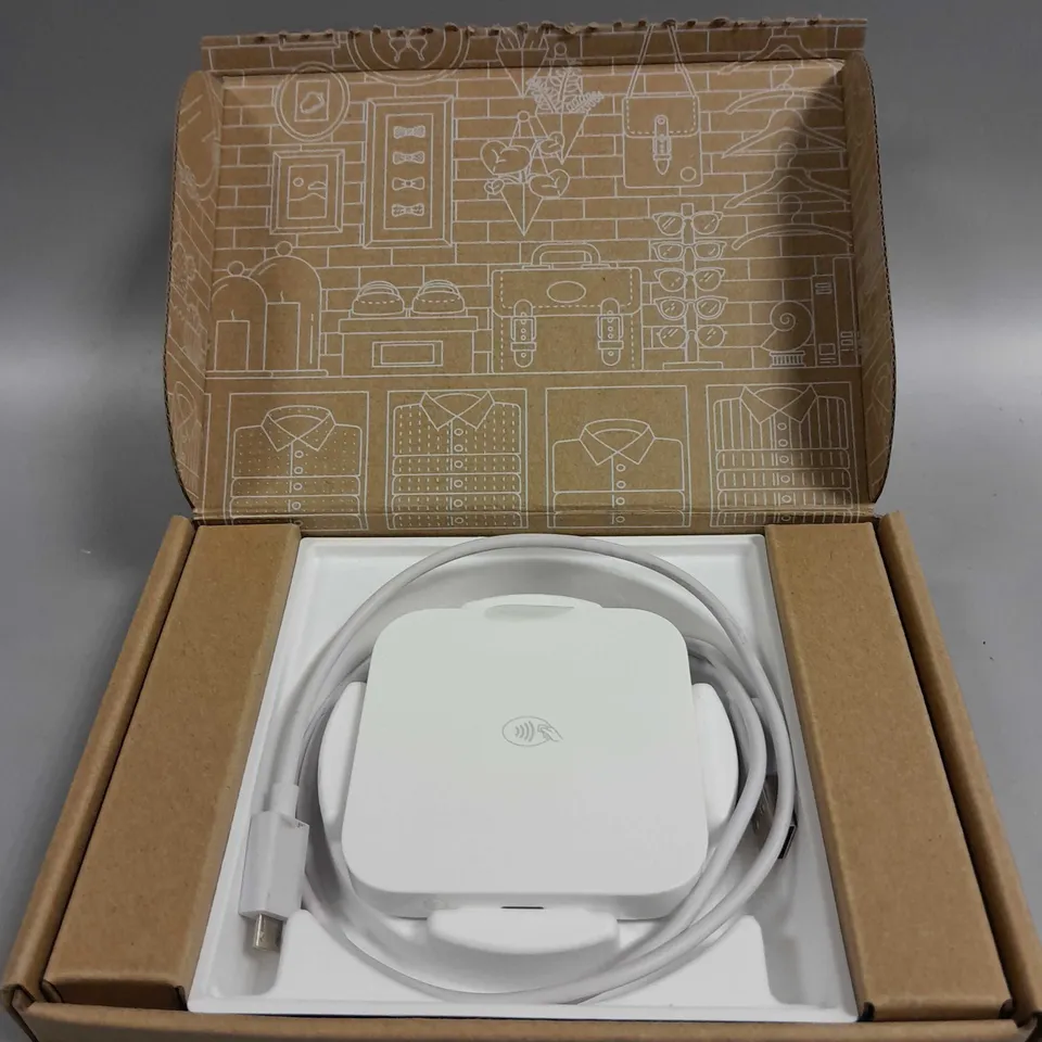 BOXED SQUARE CONTACTLESS CARD READER 