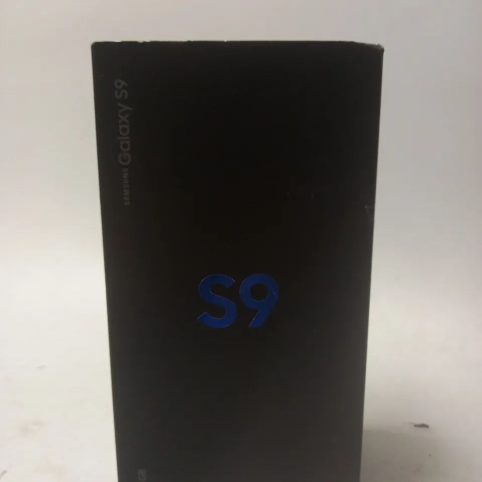 BOXED SAMSUNG GALAXY S9 -SM-G960F - DOES NOT POWER ON