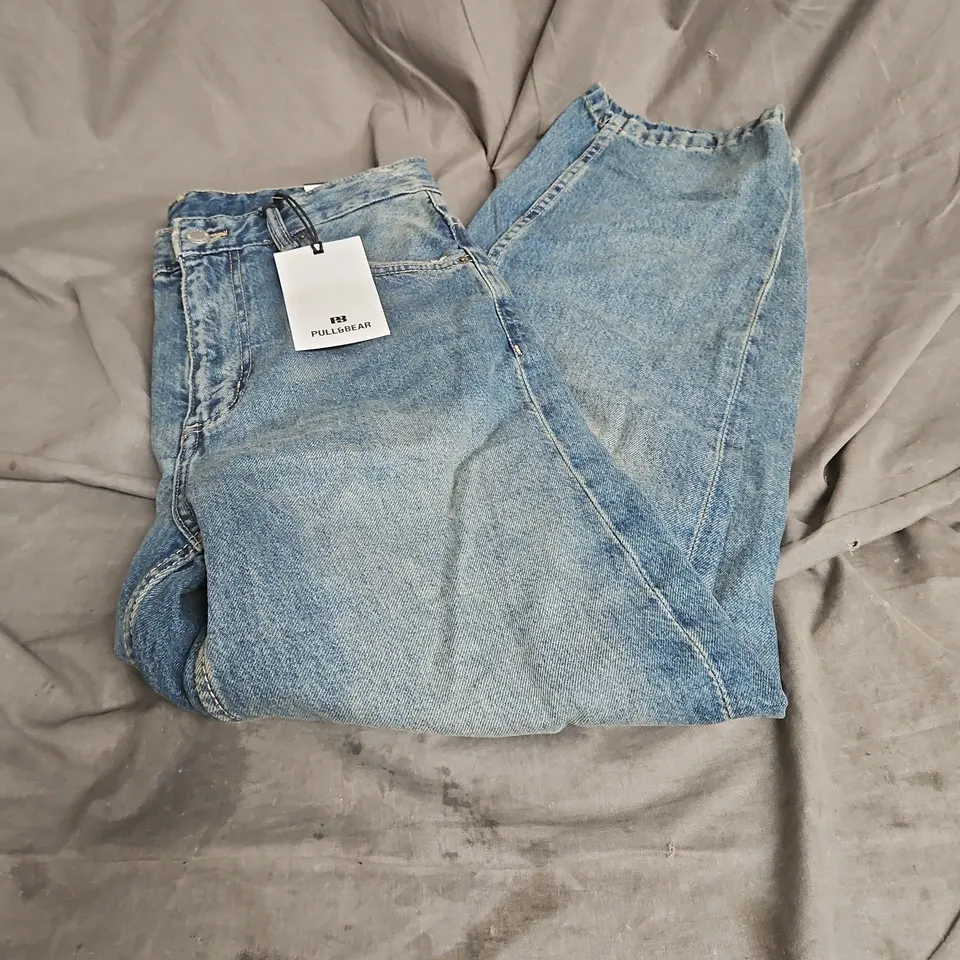 PULL & BEAR BAGGY JEANS IN BLUE WASH SIZE UK 29