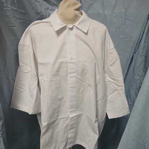 ASOS DESIGN OVERSIZED WHITE SHIRT – UK L (CHEST 42-44IN) MADE IN TURKEY