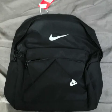 NIKE LOGO BACXK IN BLACK