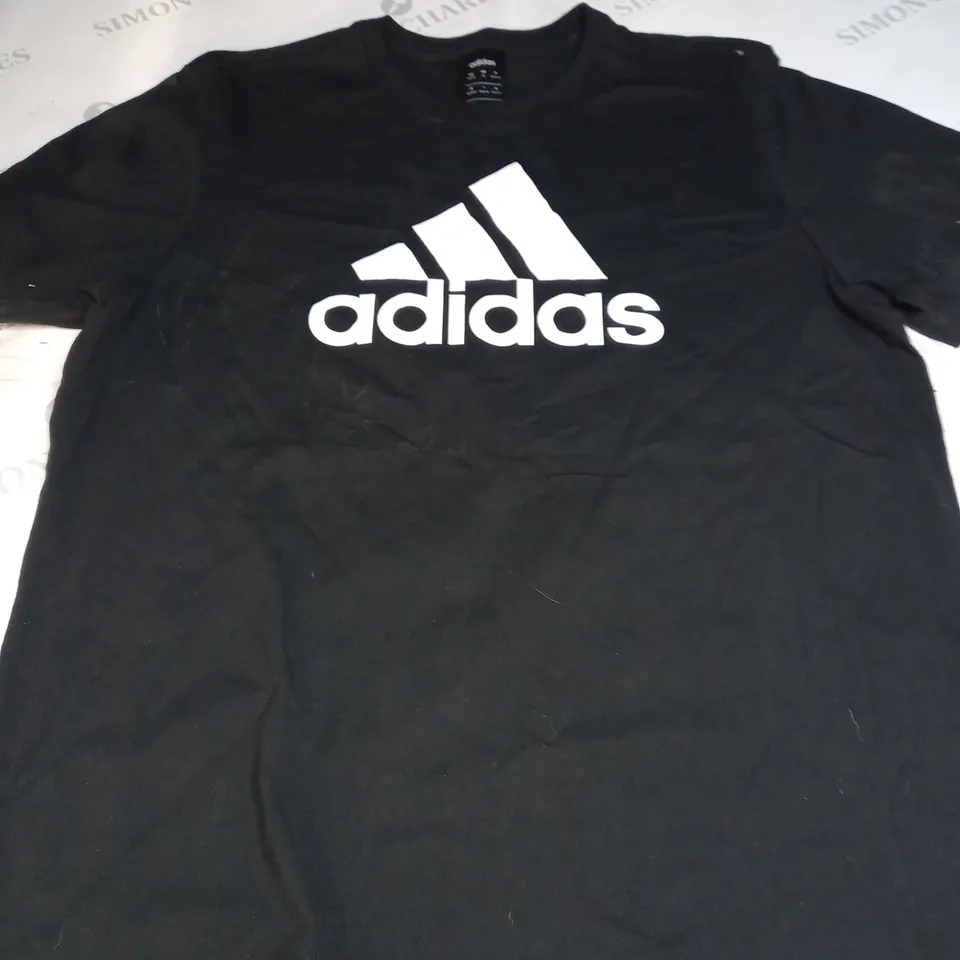 ADIDAS GRAPHIC LOGO T-SHIRT SIZE 12-14 YEARS