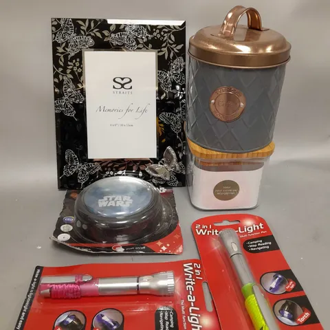 BOX OF APPROXIMATELY 10 ASSORTED ITEMS TO INCLUDE PICTURE FRAME, COFFEE TIN, TORCH ETC